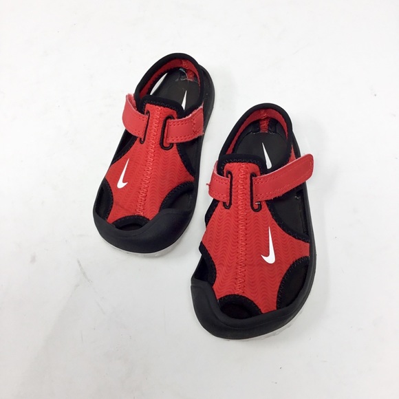 nike toe sandals